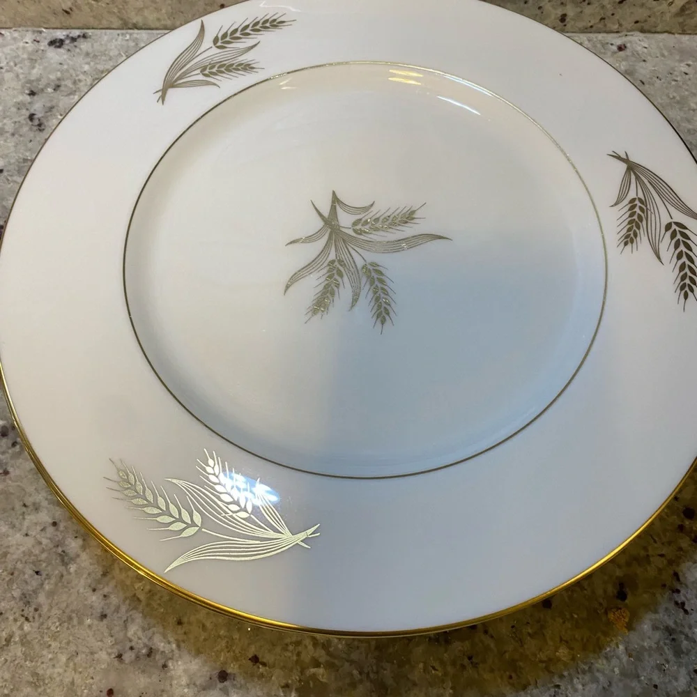 Set Of‎ 8 Lenox Harvest Cream And Gold Dinner Plates